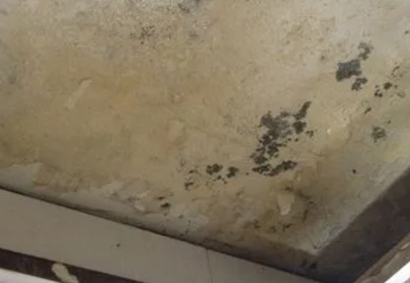 南昌阳台漏水维修公司分享下南昌卫生间渗水维修需要注意哪些问题。